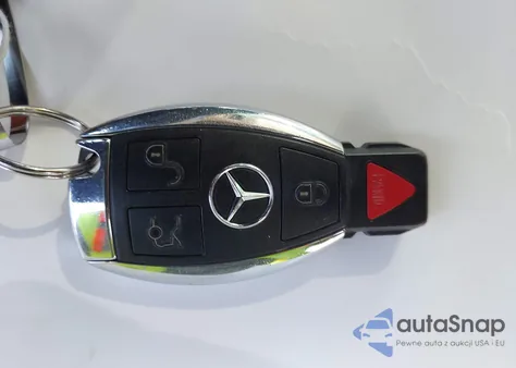 2016 Mercedes-Benz Glc 300 из США, поврежденный, VIN WDC0G4JB3GF091124